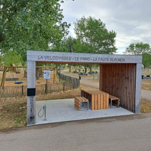 AIRE D'ARRÊT VÉLO - PLACE PACAUD