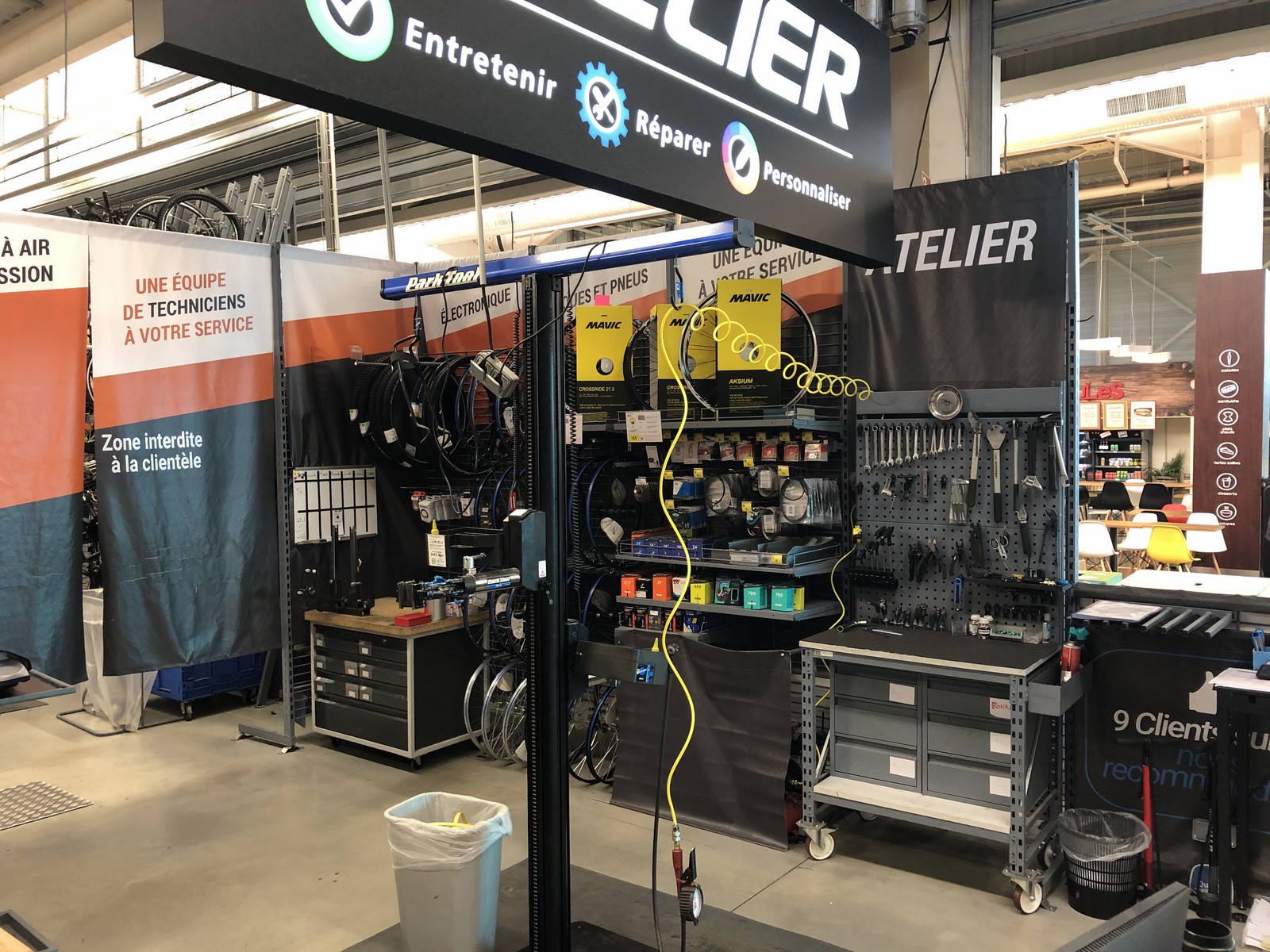 DECATHLON CYCLE ATELIER©