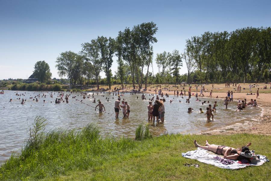 BAIGNADE  DU LAC DE MAINE©