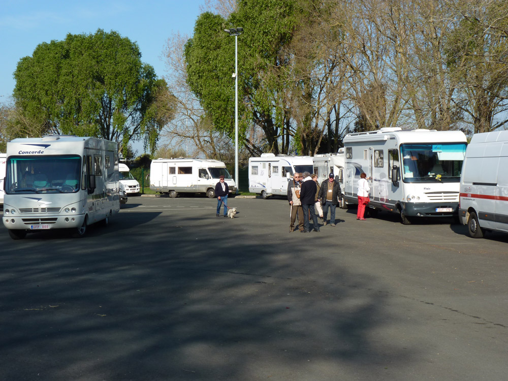AIRE D’ACCUEIL CAMPING-CAR D’ANGERS©