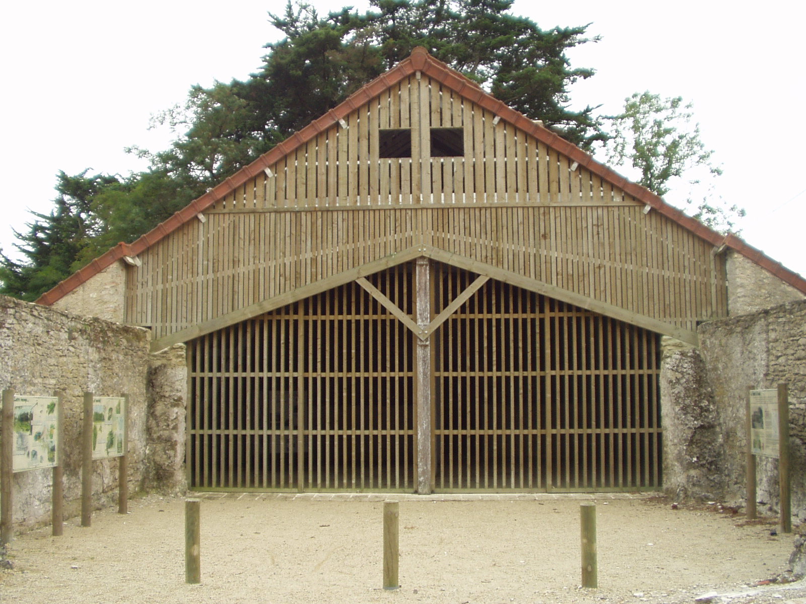 LE FOUR A CHAUX La Loire à Vélo