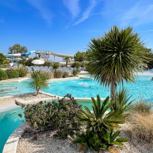 CAMPING LES BLANCS CHENES